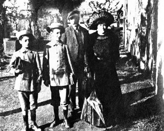 Enzo Ferrari, l'album dei ricordi