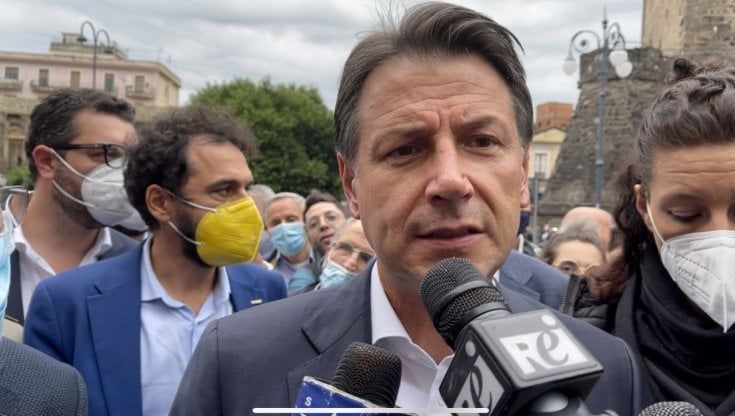 Conte in Sicilia: "Anche nell'Isola dialogo con il Pd"