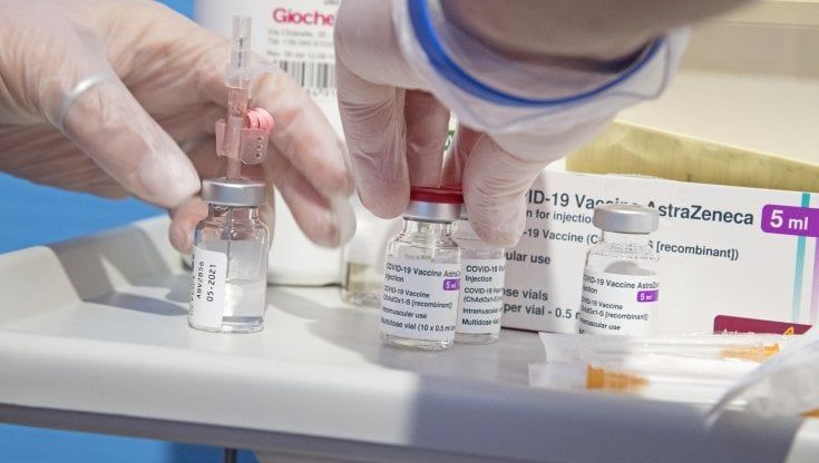Le trombosi sono da Covid, i vaccini la soluzione