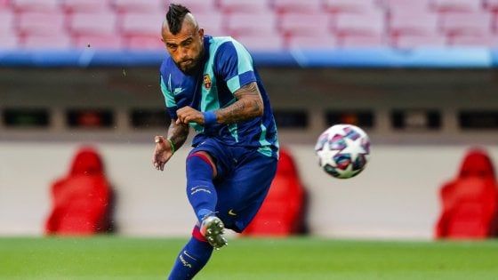 Mercato, Juventus: Pirlo chiama Vidal e vuole Nesta come vice. Il Genoa sonda Pato