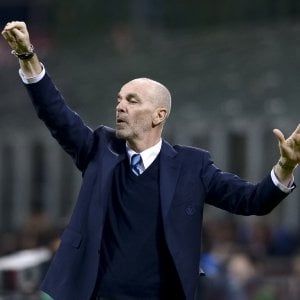 Inter, Pioli ci ripensa subito: a Cagliari con la difesa a 4