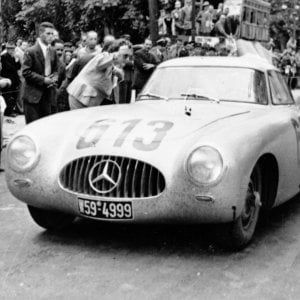 Mille Miglia, mille foto. L'idea Mercedes