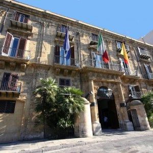 Il gran ballo degli enti. E i cda diventano interamente “politici”