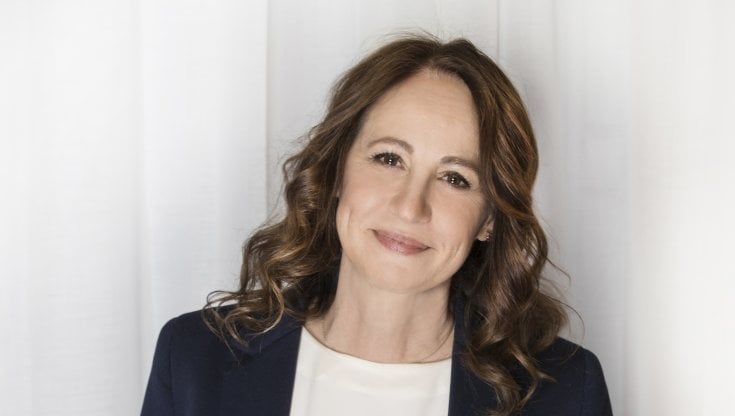 Maria Pia Ammirati: "Poesia, donne simbolo e Mike Bongiorno. Ecco come le fiction Rai racconteranno l'Italia"