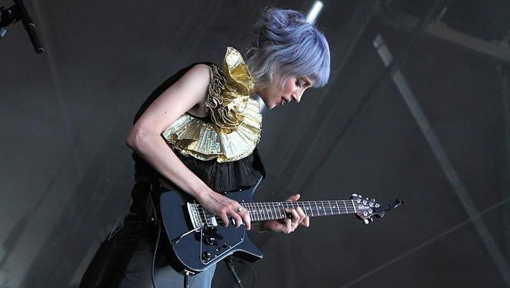 Medimex, salta in concerto di St. Vincent a Taranto: era l'evento live più atteso