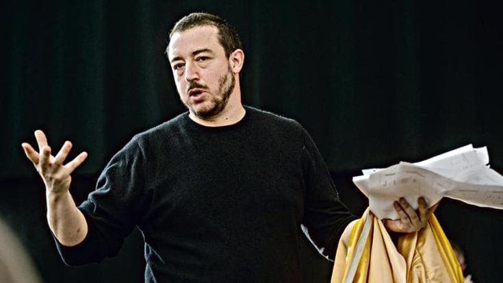 L’opera di Jacopo Gassmann: “Mentre leggevamo insieme Dante, papà mi faceva ascoltare il ‘Rigoletto’”