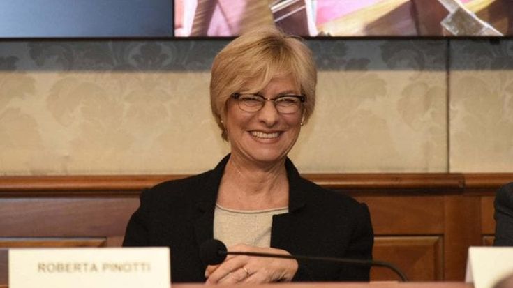 Caso Vannacci, Pinotti: “Comportamento disonorevole, basta machismo e sessismo nelle forze armate”