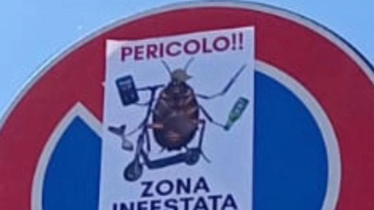 Scritte d’odio in moschea, Lafram: “Poca solidarietà”. Sabato corteo per la remigrazione
