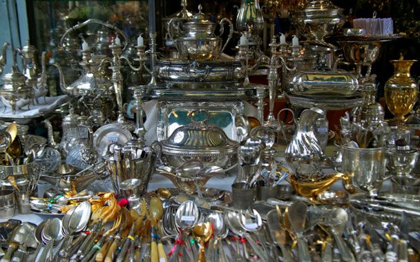Il mercato delle pulci