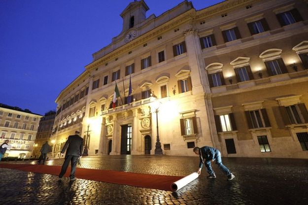Mattarella, giuramento e ingresso al Quirinale: il fotoracconto