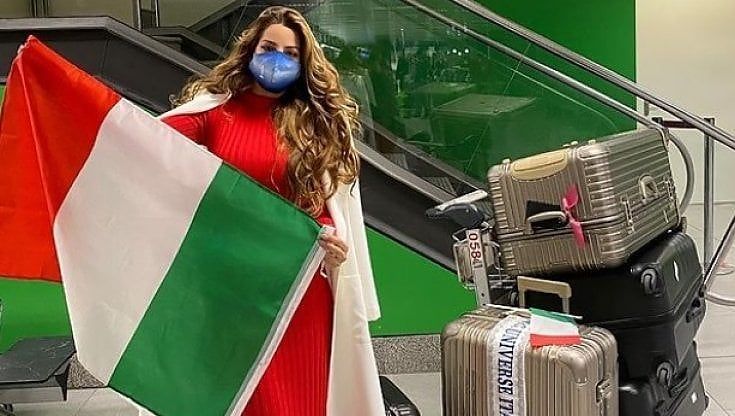 La siciliana Viviana Vizzini, in corsa per Miss Universo, è riuscita a partire per gli Usa 