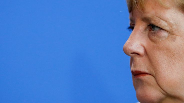 Gli italiani e i leader stranieri, cresce il consenso di Putin e Trump