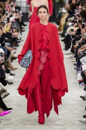 20 cappotti rossi per un inverno elegante e glam