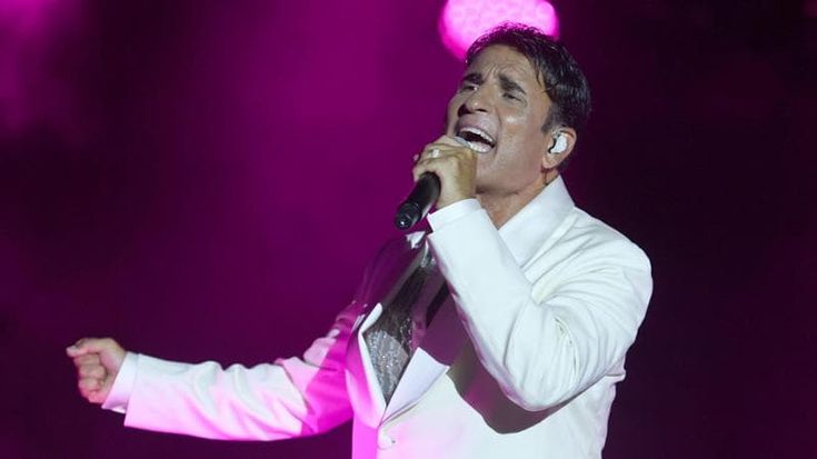 Sarà per sempre Sal Da Vinci: “Canto con il cuore per i fan”