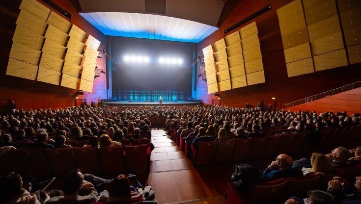 Arcimboldi, il segreto del successo è nel mix tra teatro, food e libri