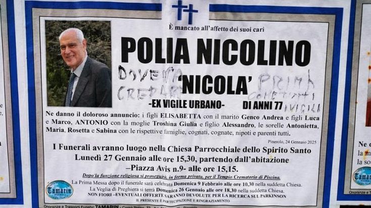 Muore vigile in pensione, vandali sfregiano il manifesto funebre: “Troppo tardi”