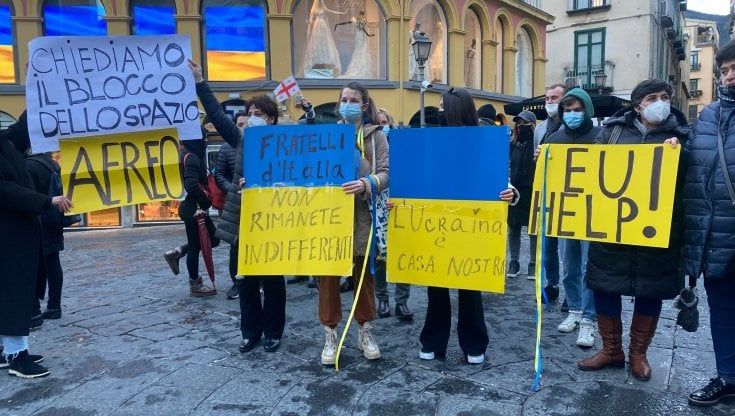 Salerno, cittadini ucraini in piazza contro la guerra