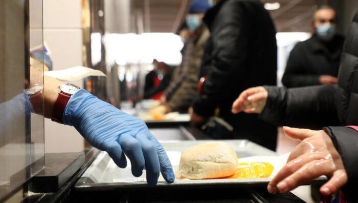 Toscana, ai poveri i pasti non consumati nelle mense universitarie