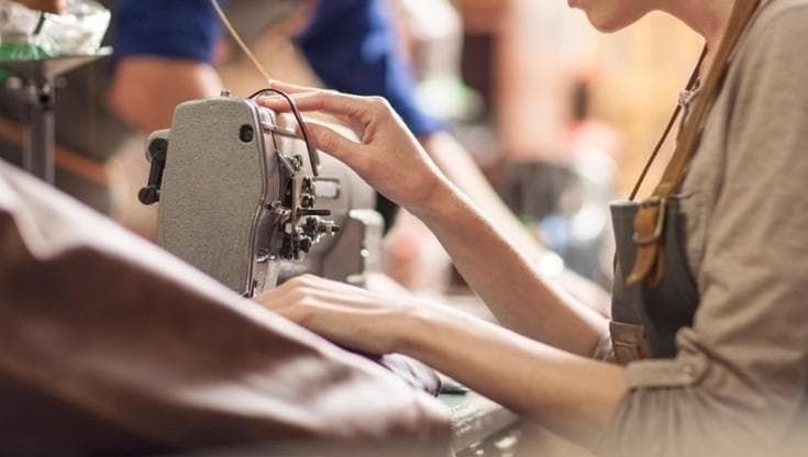 In Bolognina il taglia e cuci ora diventa sartoria sociale