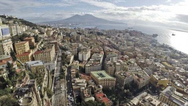 Napoli, 7 candidati sindaci in corsa per il Comune
