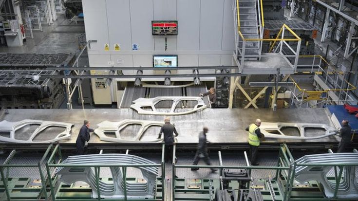 La cassa sta finendo, la filiera dell’auto chiede nuovi aiuti per le piccole imprese