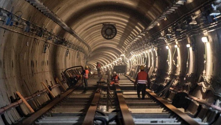Il sindaco Lo Russo dà l’ok al progetto per la metro 2 verso nord. “Chiediamo fondi a Roma”
