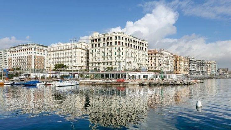  Covid : Federalberghi Campania boccia decreto Sostegno