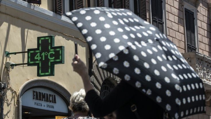 Previsioni meteo, tre giorni da bollino rosso in quattro città. Giovedì saranno dieci