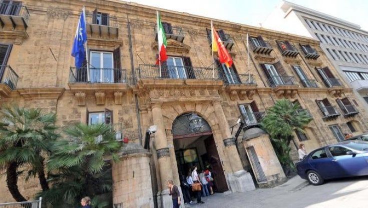 Se la politica siciliana esclude le donne dalle stanze dei bottoni