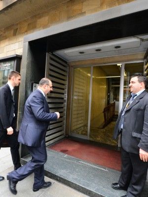 "Gli abusi vanno colpiti"<br />Reazioni ai 52 consiglieri indagati