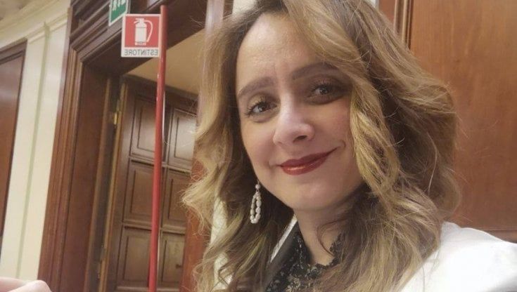 M5S perde un altro pezzo, al Misto la deputata Troiano: salvò il governo Draghi sul catasto