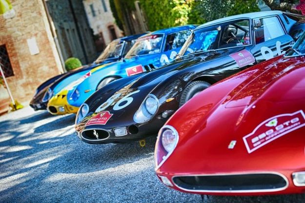 Tornano a Maranello venti Ferrari GTO