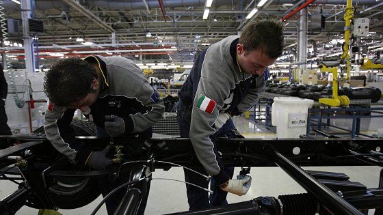 Pagamenti, aziende italiane sempre più affidabili. Grandi, "anziane" e del Nord Est le migliori