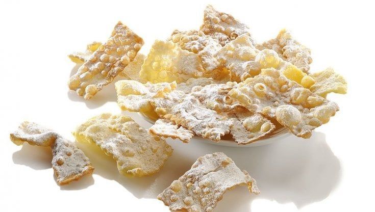 Dolci di Carnevale, prezzi tra 20 e 40 euro al chilo per chi acquista in forni e pasticcerie 