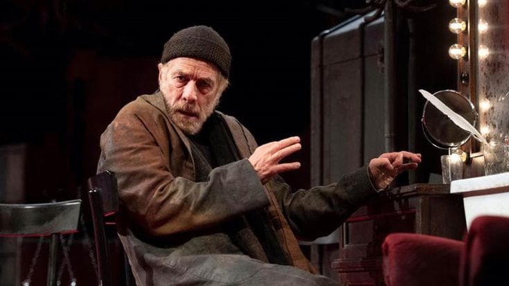 ‘Un curioso accidente’, la sfida di Gabriele Lavia che porta in scena un Goldoni ringiovanito