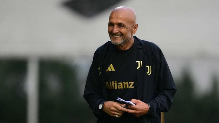 Spalletti punge la Nazionale: “Rimasta indietro come un vecchio telefono. Maldini era l’uomo giusto”