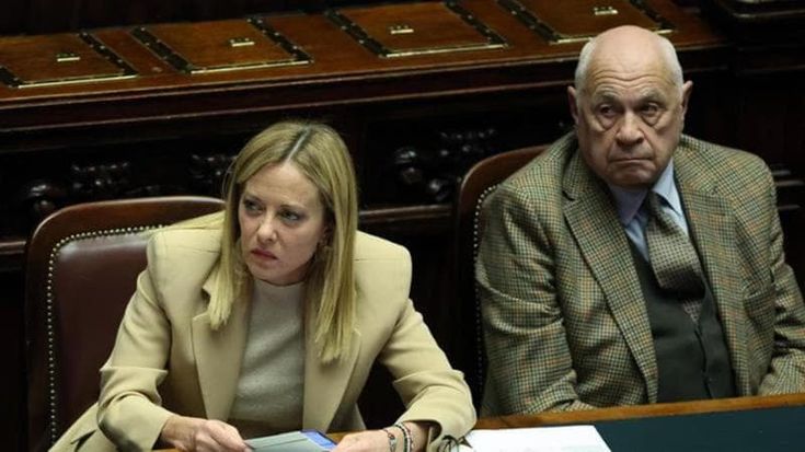 Referendum, parte l’iter. La destra deposita le firme