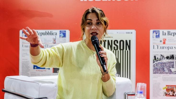 Viola Ardone e le guerre: "La letteratura non serve a niente. L'Iliade narrava i massacri ma non li ha fermati"