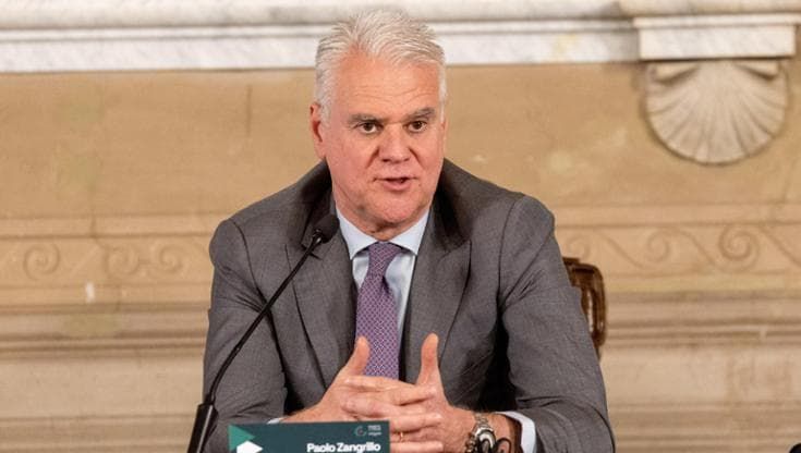 Il ministro Zangrillo: “Più fondi in manovra per i salari dei dipendenti pubblici”