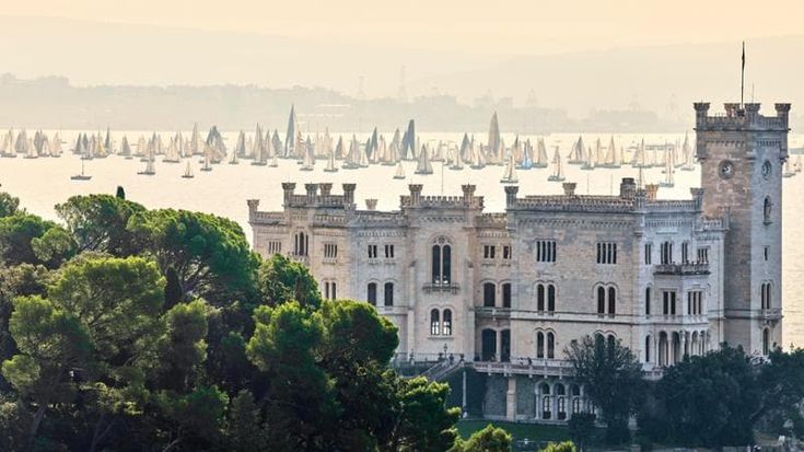 Barcolana 2024, tutto pronto per la regata più grande del mondo. Oltre 1700 le barche in gara