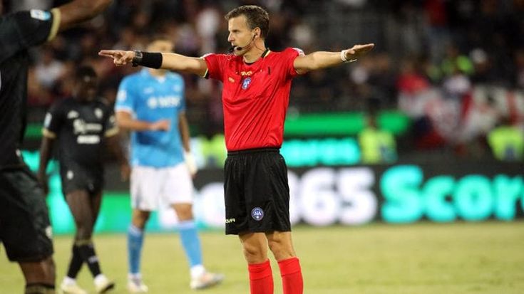 Serie A, gli arbitri dell’ultima giornata: Napoli-Cagliari a La Penna, Massa per Como-Inter