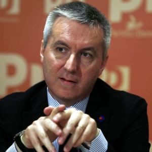 Guerini: "La sinistra decida dove andare, tiri mancini non ne vogliamo più"