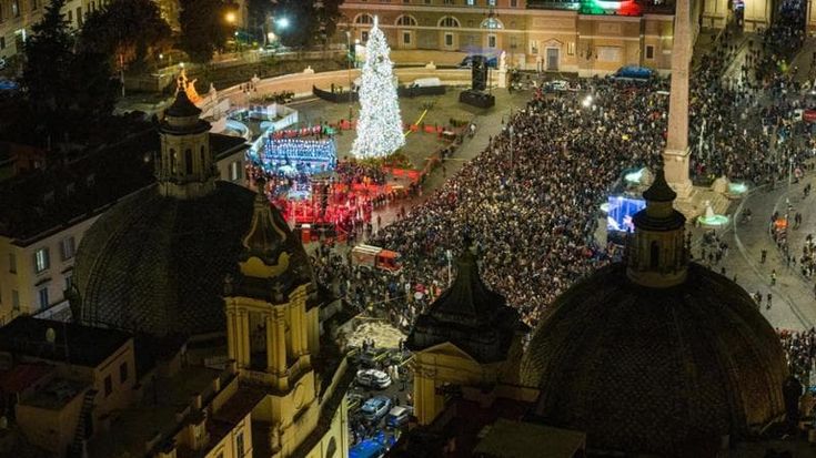 L’albero di Natale torna in piazza del Popolo: “L’erede di Spelacchio sarà alto 20 metri”