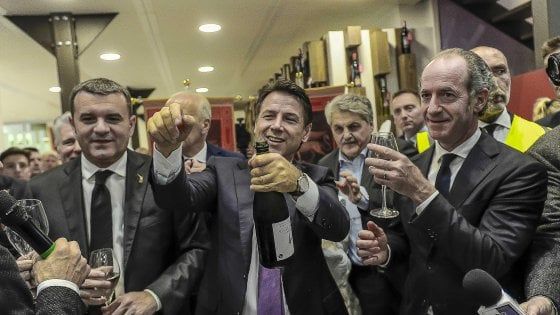 Vinitaly, le larghe intese del vino uniscono destra e sinistra