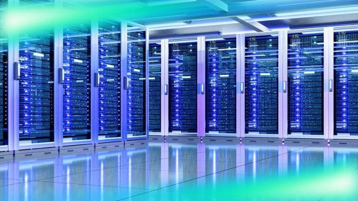 Data center, il governo chiama i commissari per spingere gli investimenti. “Ma serve una legge”