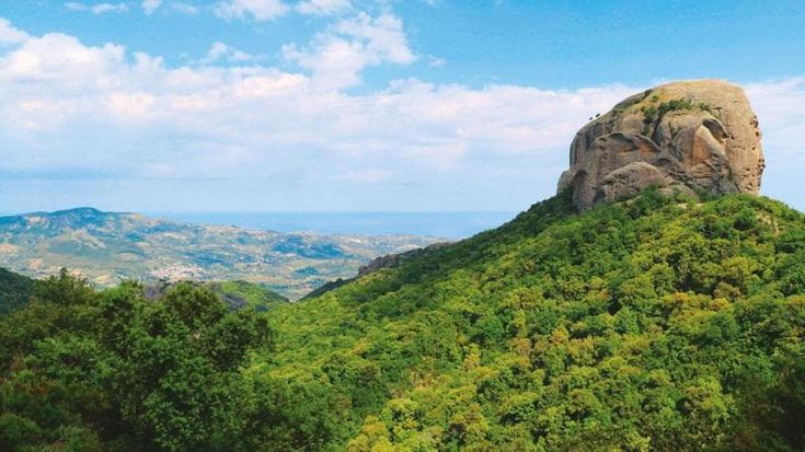 Calabria, vi sveliamo la Ciclovia dei Parchi: tra natura e lentezza, il bello di un sogno che si avvera