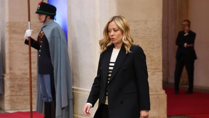 Bologna, Meloni contro l’ateneo per il corso negato ai militari