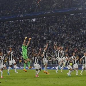 Torino, compra il biglietto dal bagarino: denunciato tifoso juventino venuto dalla Puglia
