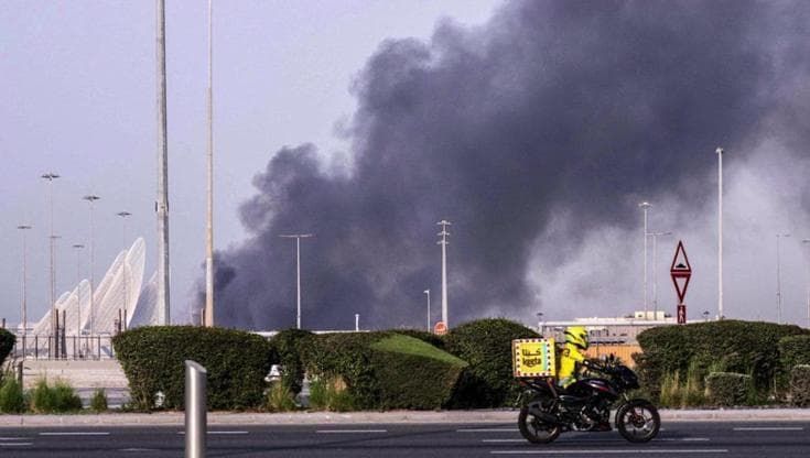 Coppia barese bloccata ad Abu Dhabi: “Per rientrare in Italia ci chiedono 4mila euro in contanti”