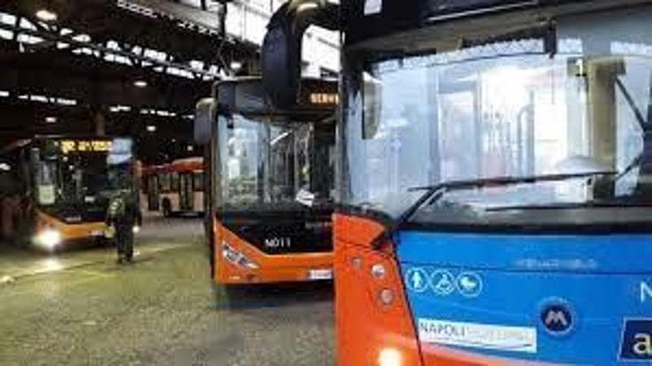 Trasporti pubblici e festività: accordo raggiunto per metà